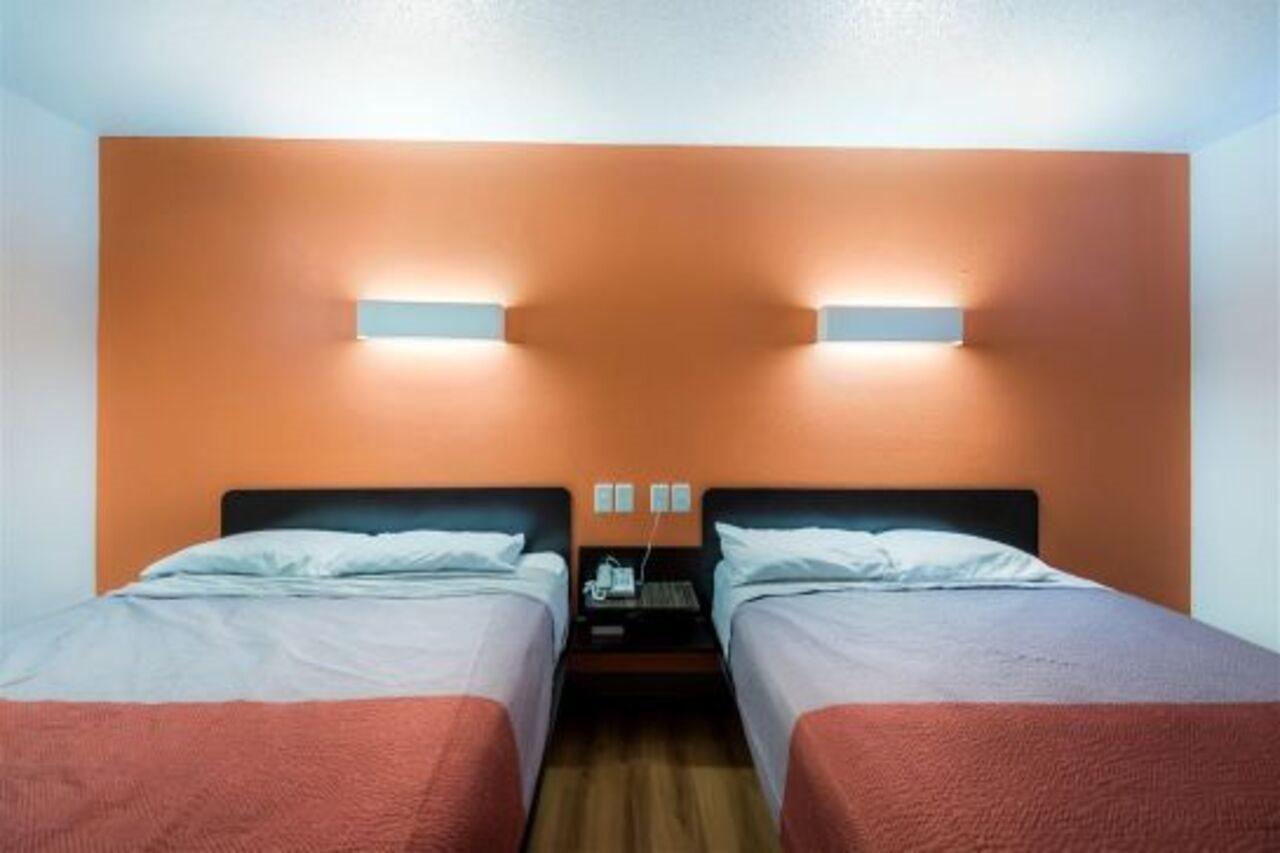 Red Roof Inn Findlay Esterno foto